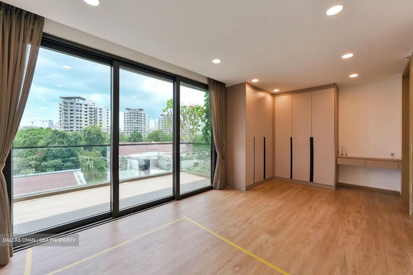 Shrewsbury Road (D11), Terrace #536270331